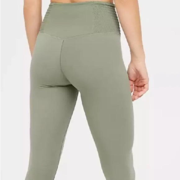 NWT Offline By Aerie/Aerie Real Me 7/8” legging and Free Spirit Ribbed Tank in S - Picture 4 of 10
